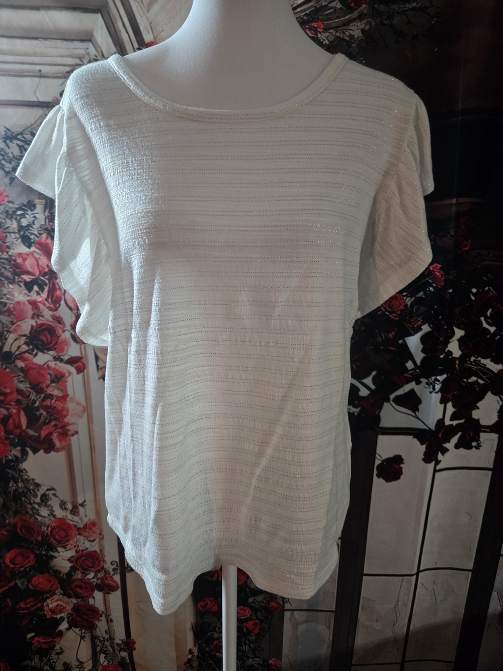 Cream Short-Sleeve Knit Blouse with Flutter Sleeves